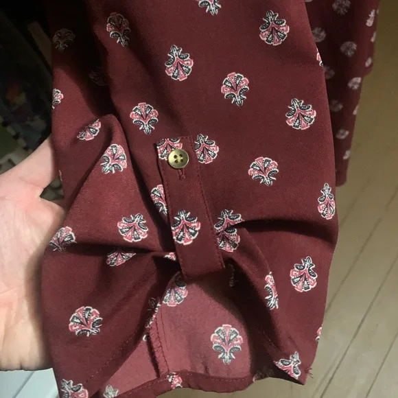 Croft and Barrow Burgundy Blouse - Picture 6 of 9